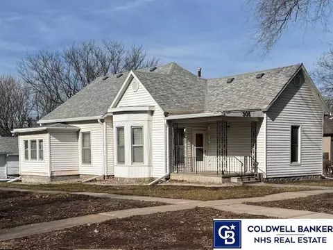 305 N 7th St, Seward, NE 68434