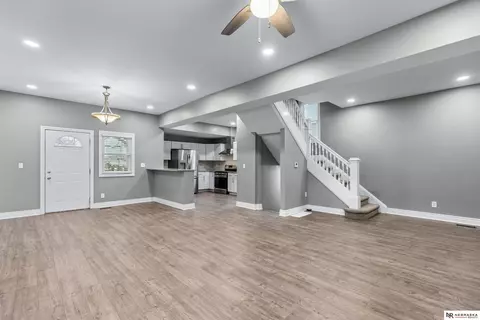 2211 Maple St, Omaha, NE 68110