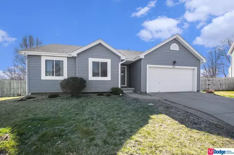 6413 S 164 Cir, Omaha, NE 68135