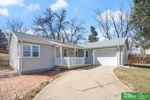 9643 Boyd Cir, Omaha, NE 68134