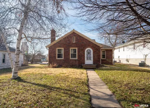 353 W 8 St, Wahoo, NE 68066