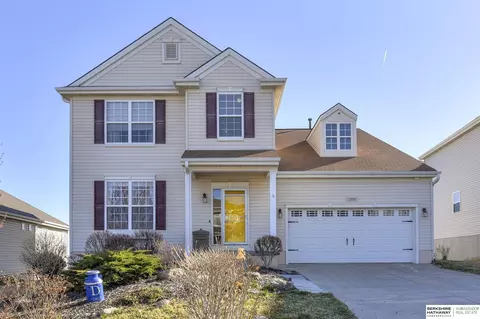 13911 Kelly Dr, Bellevue, NE 68123