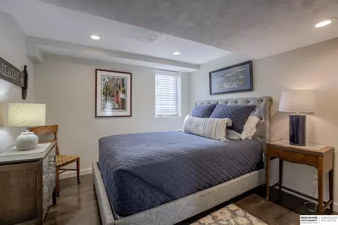 Bedroom - 8753 Dorcas St, Omaha, NE 68124 photo 5 of 5