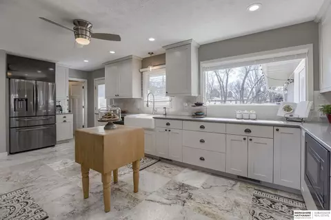 Kitchen - 8753 Dorcas St, Omaha, NE 68124 photo 3 of 3