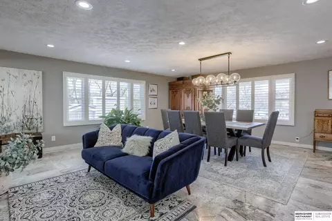 Dining - 8753 Dorcas St, Omaha, NE 68124 photo 2 of 2