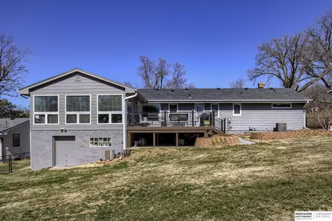 Exterior - 8753 Dorcas St, Omaha, NE 68124 photo 3 of 5