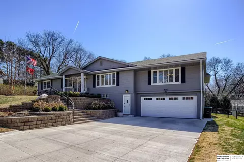 Exterior - 8753 Dorcas St, Omaha, NE 68124 photo 2 of 5