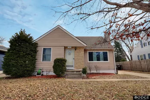 1510 N Garfield St, Fremont, NE 68025