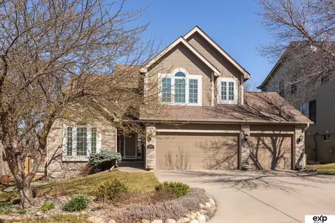 16310 Manderson St, Omaha, NE 68116