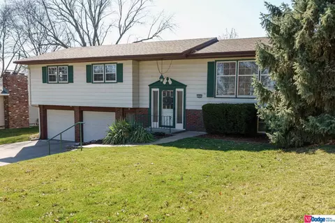 204 N 117th St, Omaha, NE 68154