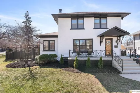 5703 Leavenworth St, Omaha, NE 68106