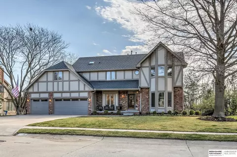 3451 S 161 St, Omaha, NE 68130