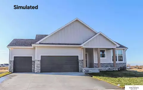 827 N 106th St, Lincoln, NE 68527