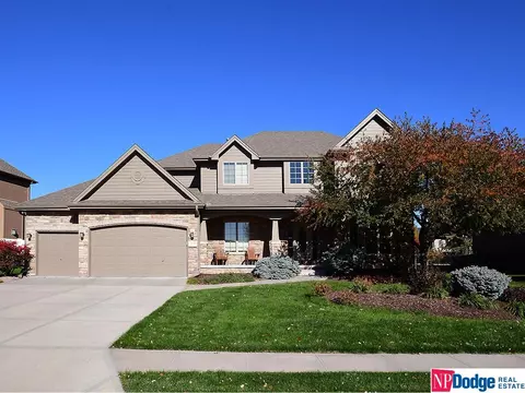 19658 Lamont St, Omaha, NE 68130