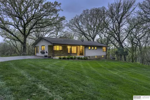 6501 Rainwood Rd, Omaha, NE 68152