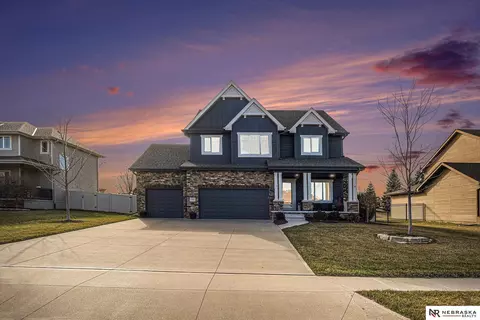 12626 S 83rd St, Papillion, NE 68046