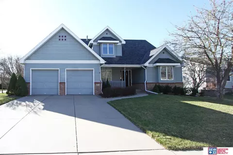 301 W Chadderton Dr, Lincoln, NE 68521