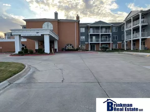 3001 S 51 Street Ct #3301, Lincoln, NE 68506