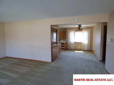 1703 Sara Rd, Beatrice, NE 68310 photo 9