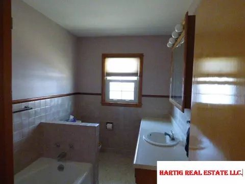 1703 Sara Rd, Beatrice, NE 68310 photo 14