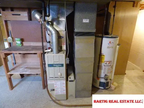 1703 Sara Rd, Beatrice, NE 68310 photo 21