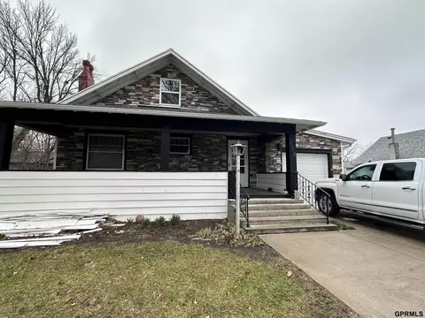 414 S Exeter Ave, Exeter, NE 68351