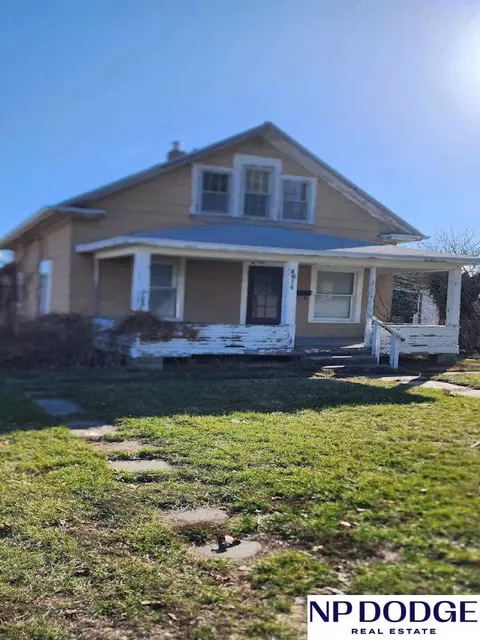 8511 N 28th Ave, Omaha, NE 68112