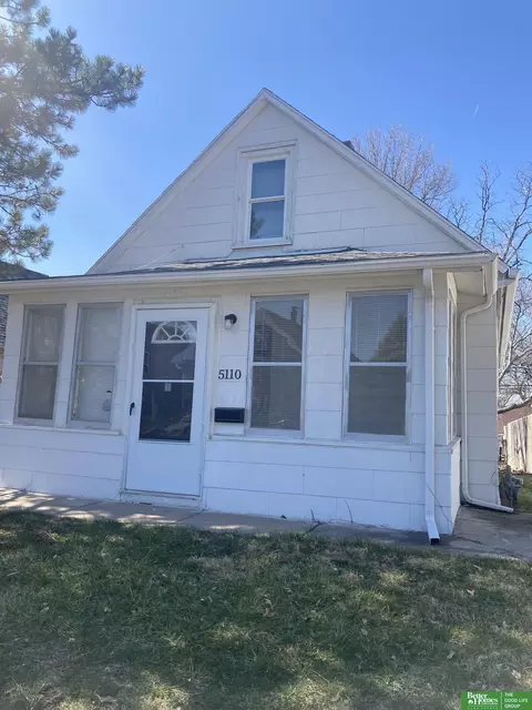 5110 S 38 St, Omaha, NE 68107