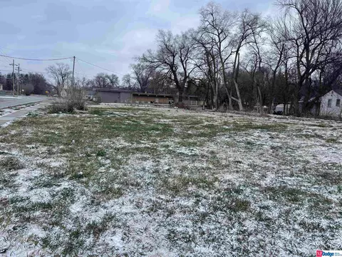 4215 Redman Ave, Omaha, NE 68111