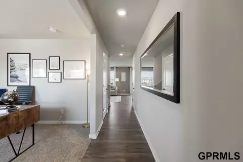 17062 Young St, Bennington, NE 68007 photo 28