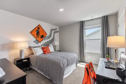 17062 Young St, Bennington, NE 68007 photo 17