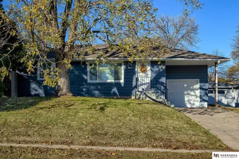 1252 Belmont Ave, Lincoln, NE 68521