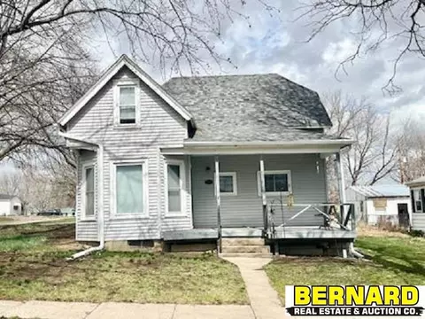 1524 11th St, Auburn, NE 68305