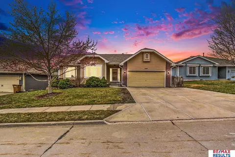 13208 S 35 Ave, Bellevue, NE 68123