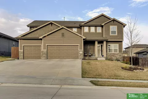 11510 S 109 St, Papillion, NE 68046