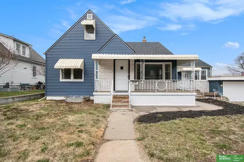 3958 Hillsdale Ave, Omaha, NE 68107