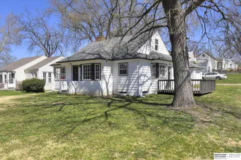 7201 Minne Lusa Blvd, Omaha, NE 68112
