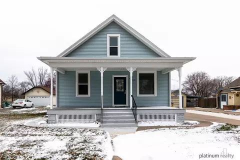 819 W 9 St, Fremont, NE 68025