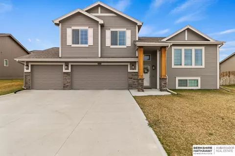 9408 S 177 St, Omaha, NE 68136
