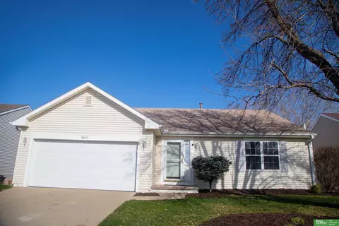 5803 S 157th St, Omaha, NE 68135