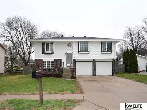 5128 S Galloway St, Omaha, NE 68157
