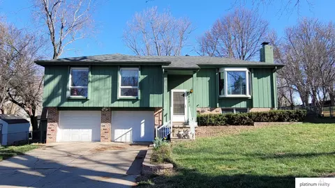 3012 Joann Ave, Bellevue, NE 68123