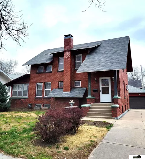 2631 Garfield St, Lincoln, NE 68502