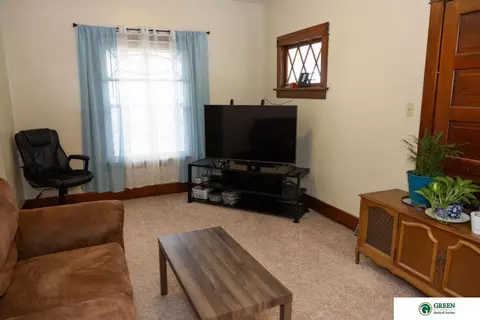924 E 6th St, York, NE 68467 photo 8