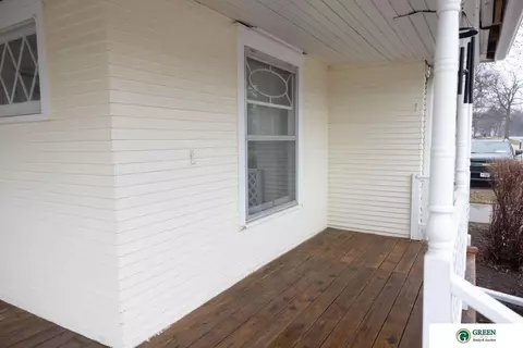 924 E 6th St, York, NE 68467 photo 2