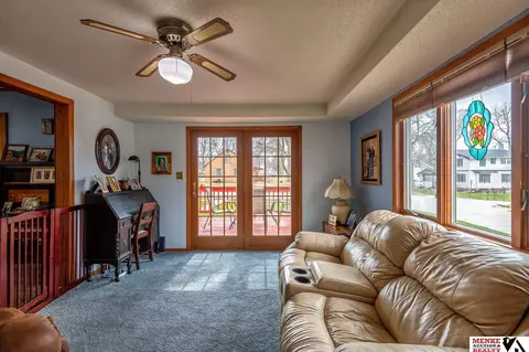 506 High St, Carson, IA 51525 photo 9
