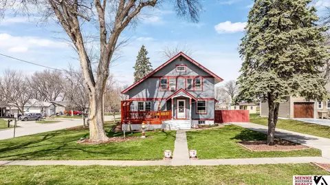 506 High St, Carson, IA 51525