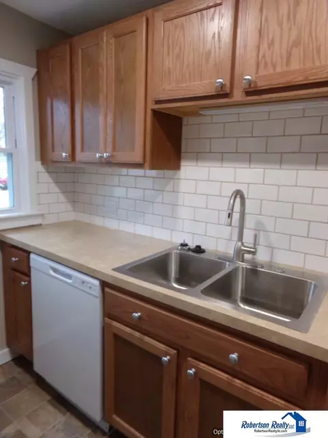 1024 Elk St, Beatrice, NE 68310 photo 8