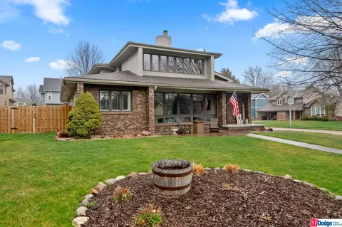14906 Burt St, Omaha, NE 68154