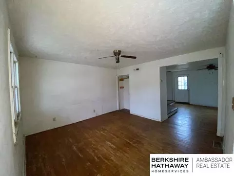 724 S 1st St, Plattsmouth, NE 68048